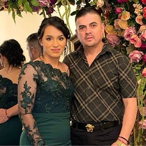 Meet your Posher, Isela